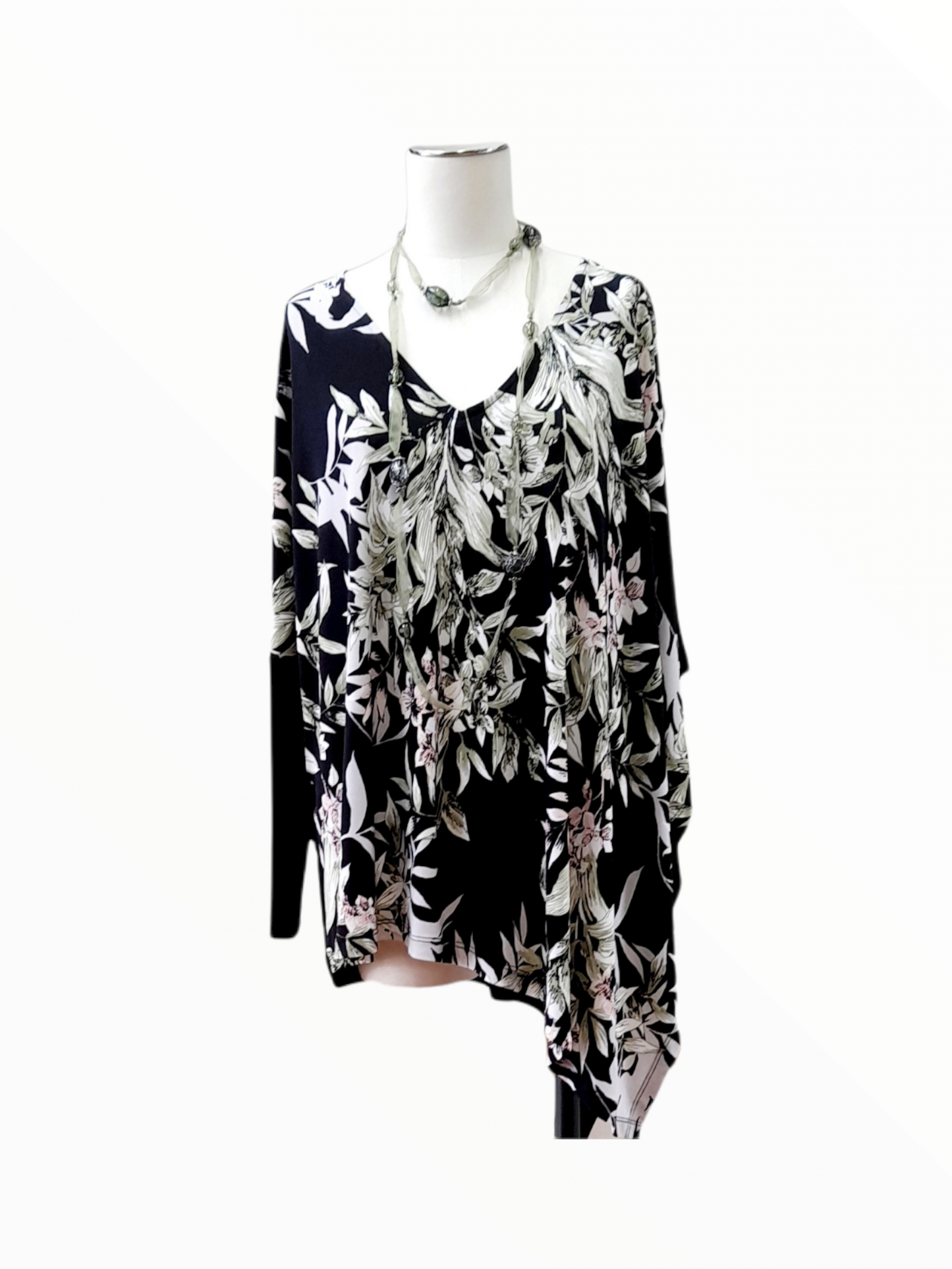 Dipped V Neck Printed Top